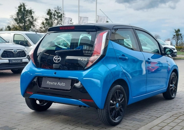 Toyota Aygo cena 39900 przebieg: 56551, rok produkcji 2015 z Mława małe 172
